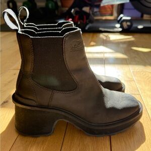 Sorel Women's Dark Brown Heeled Boots